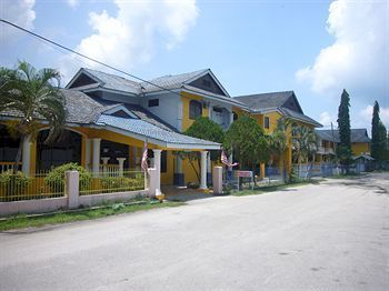 Отель Hji Residensi Куах Экстерьер фото